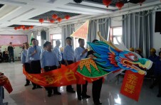 正能量“感動(dòng)金龍”大賽正式拉開(kāi)帷幕